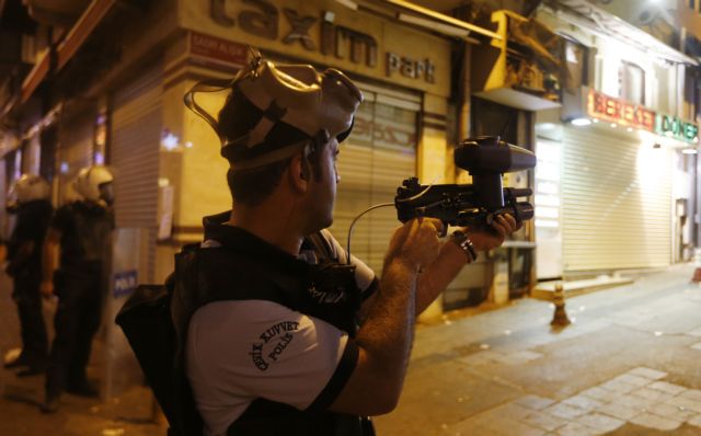 Επιδρομές και συλλήψεις για τις διαδηλώσεις στην Άγκυρα